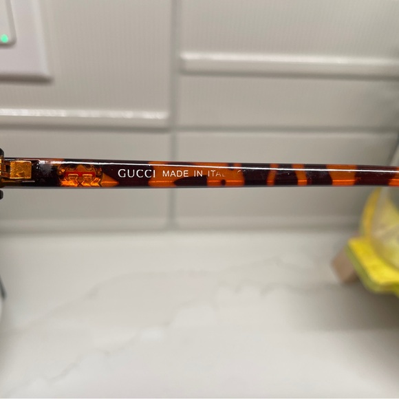 Gucci Sunglasses - Picture 2 of 8